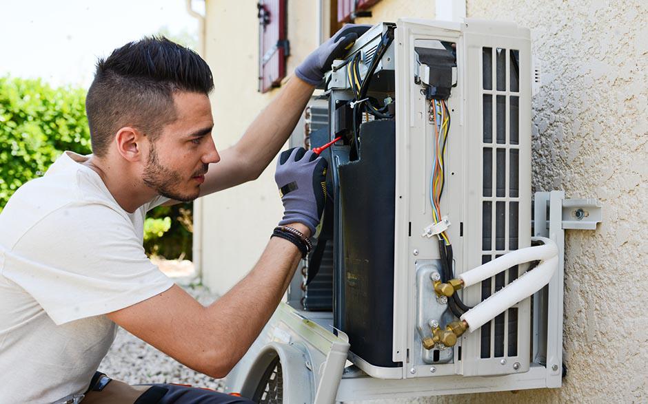 besoin d'un électricien Bréval